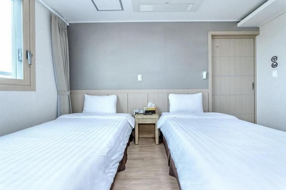 Sh Jungmoon City Stay Seogwipo Eksteriør bilde